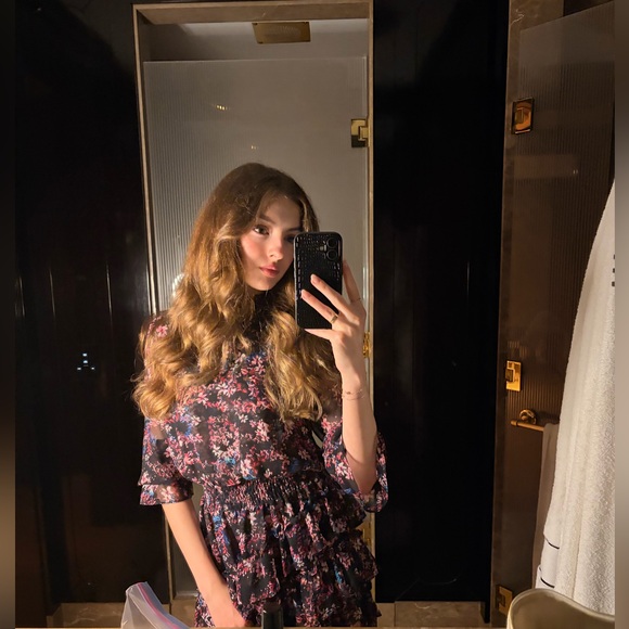 nessa_angela